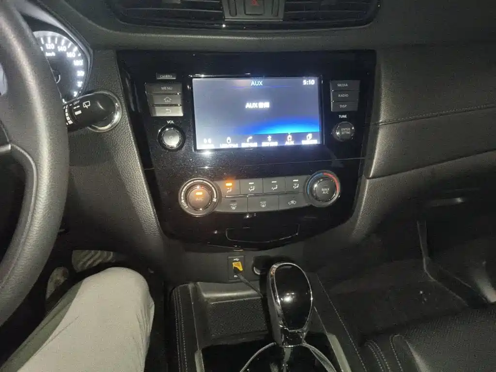 Nissan X-Trail — миниатюра 6