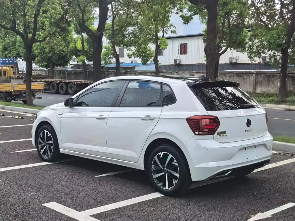 Volkswagen Polo — миниатюра 5