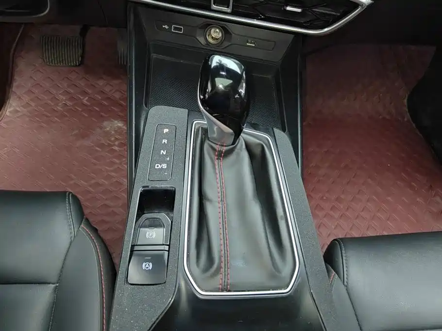 MG MG5 — миниатюра 16