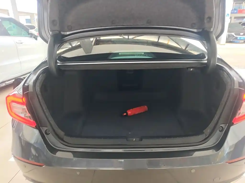 Honda Accord — миниатюра 19