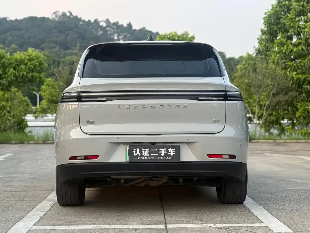 Leapmotor Leapmotor C10 — миниатюра 10