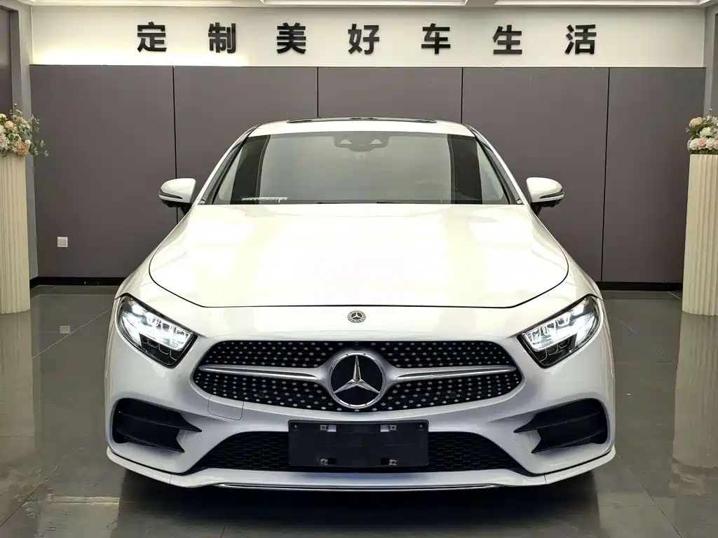 MERCEDES-BENZ CLS