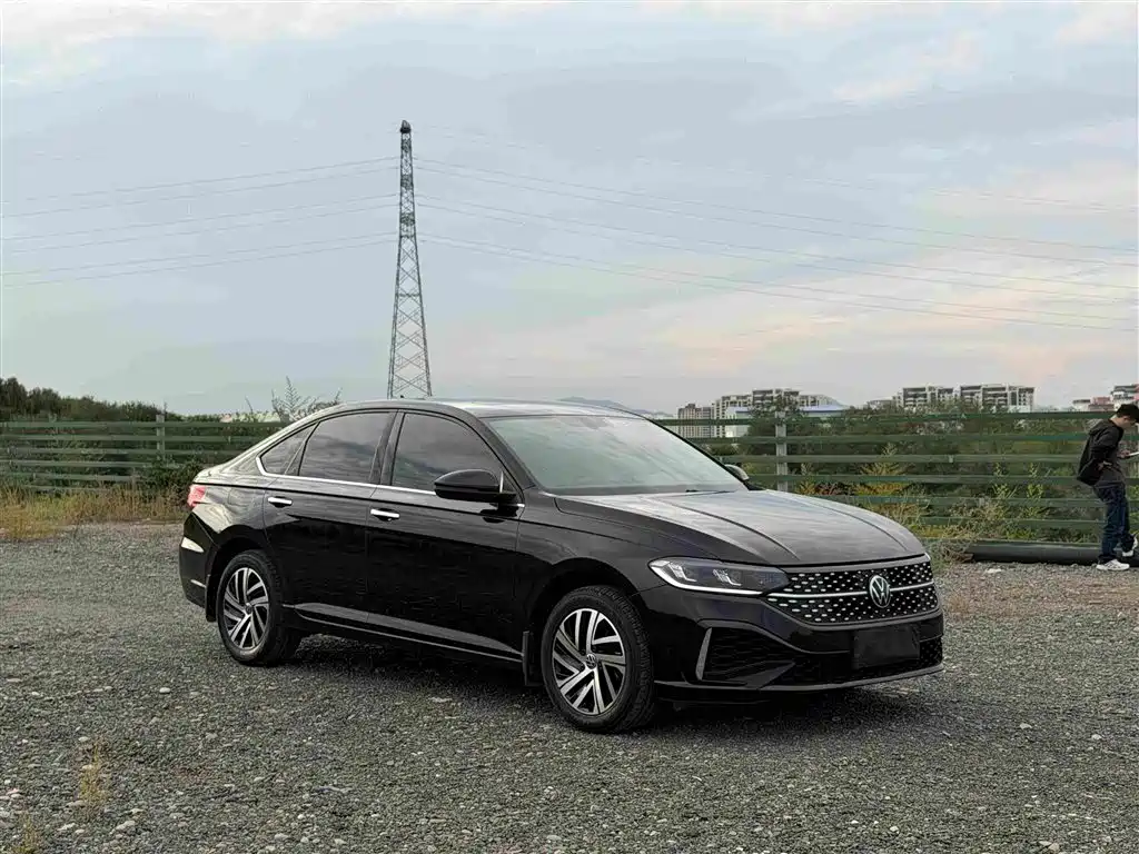 Volkswagen Lavida — миниатюра 3
