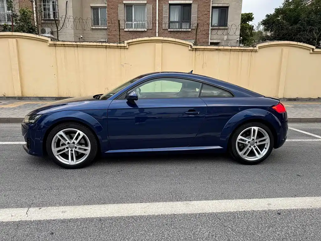 Audi TT — миниатюра 7