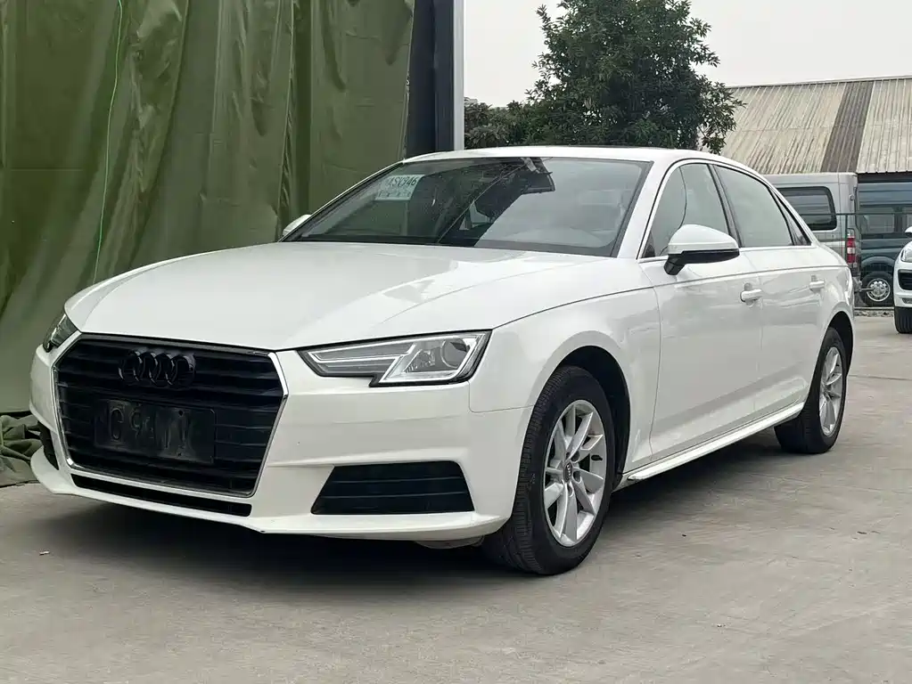 Audi A4L 2017