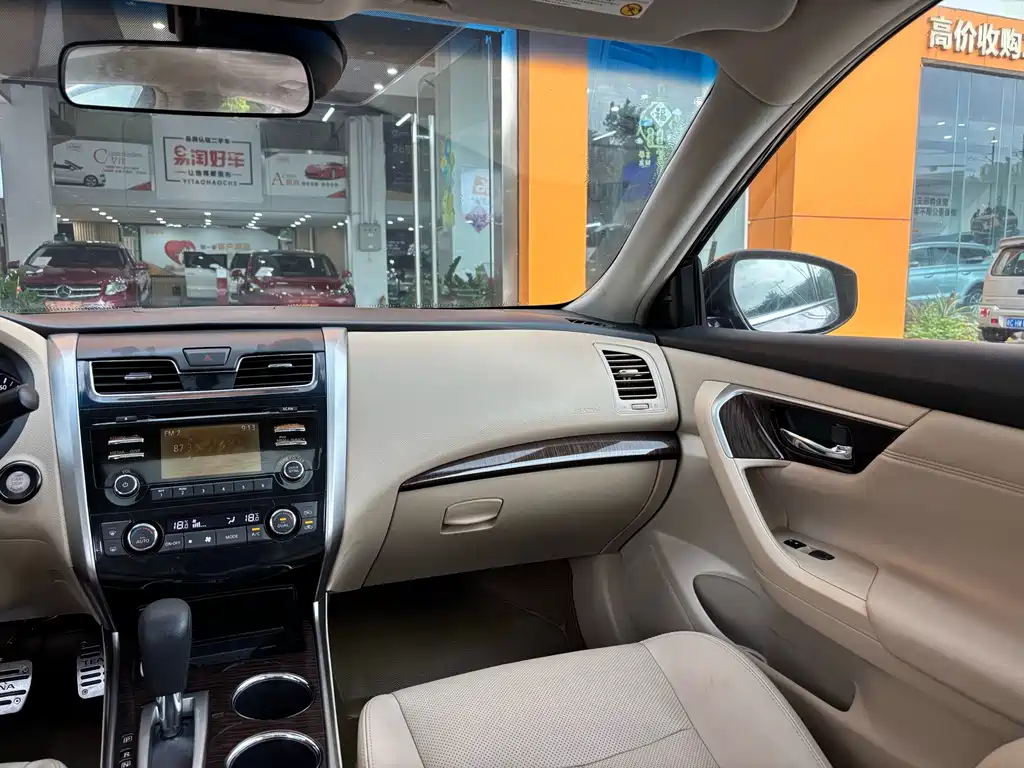 Nissan Teana — миниатюра 16