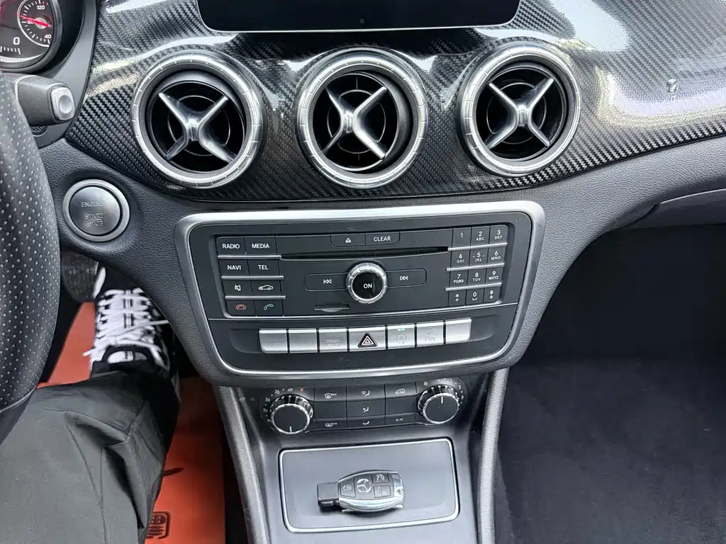 Mercedes-Benz CLA (Import) — миниатюра 21