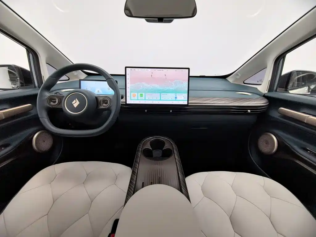 Baojun Yunduo — миниатюра 5