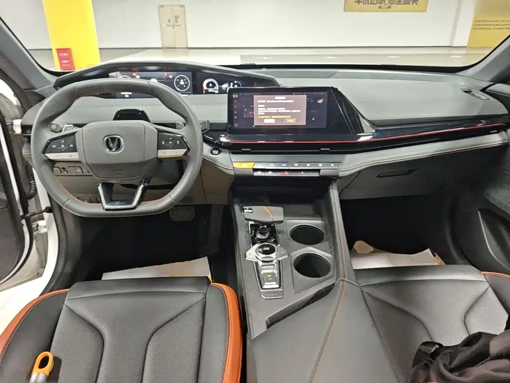 Changan UNI-V — миниатюра 10
