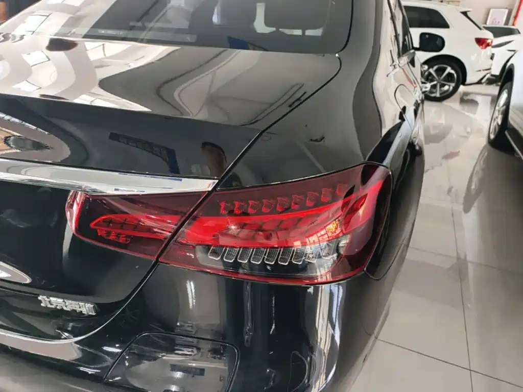 Mercedes-Benz E-Class New Energy — миниатюра 8