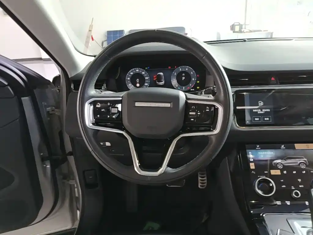 Land Rover Evoque — миниатюра 11