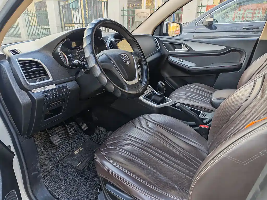 Baojun 560 2016 1.8L MT Comfort