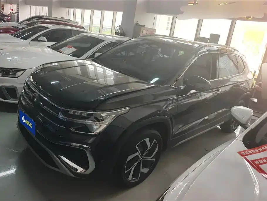 Купить Volkswagen Tharu