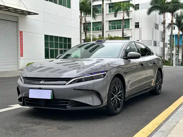 2025 BYD Han