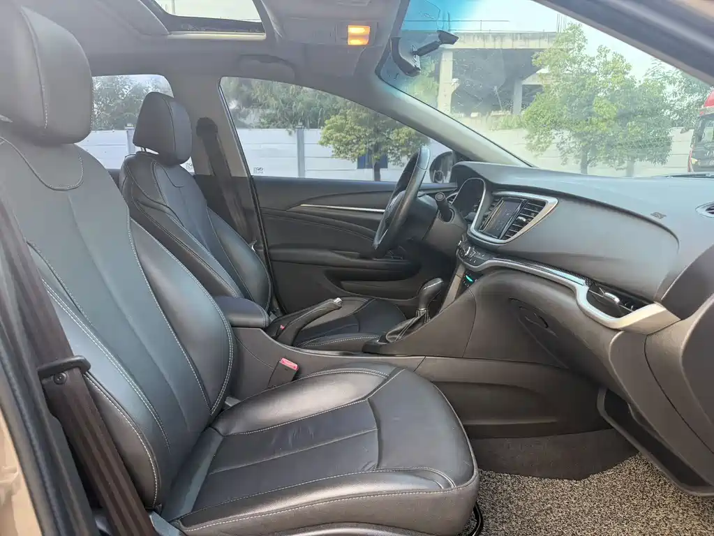 Buick Excelle — миниатюра 9
