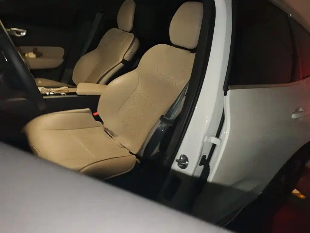 Volvo XC60 — миниатюра 16
