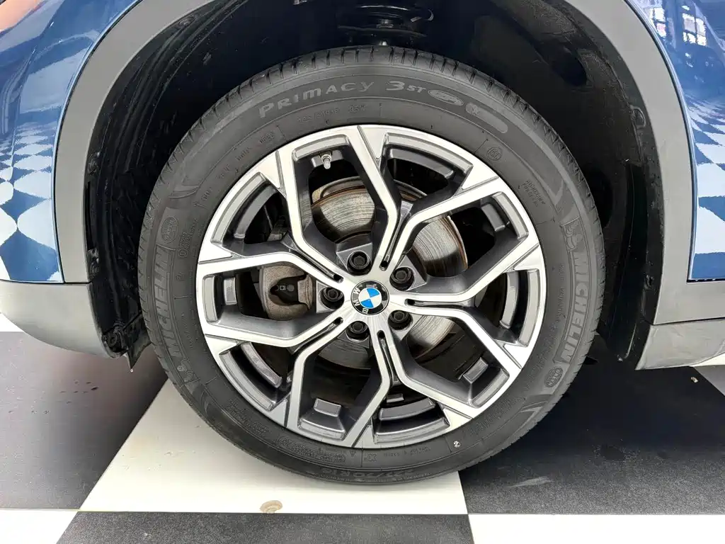 BMW X1 — миниатюра 6