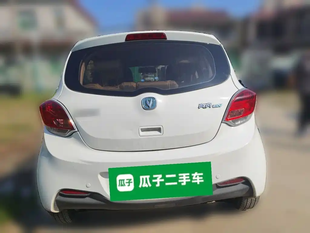 Changan EV — миниатюра 5