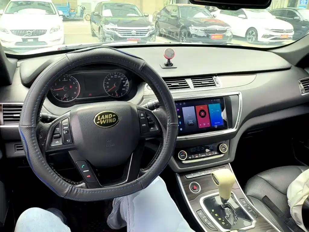 Landwind Landwind X7 — миниатюра 10