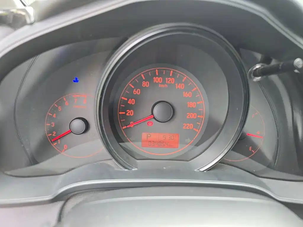 Honda Fit — миниатюра 12