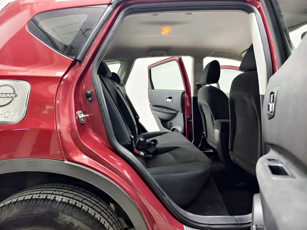 Nissan Qashqai — миниатюра 15