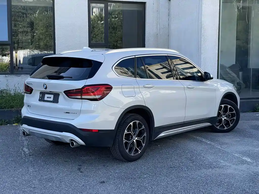 BMW X1 — миниатюра 3