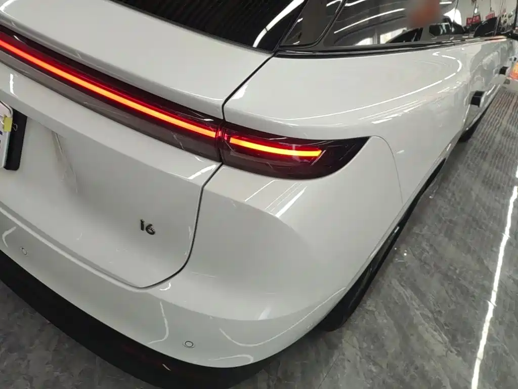 Li Auto Идеальный i6 — миниатюра 8