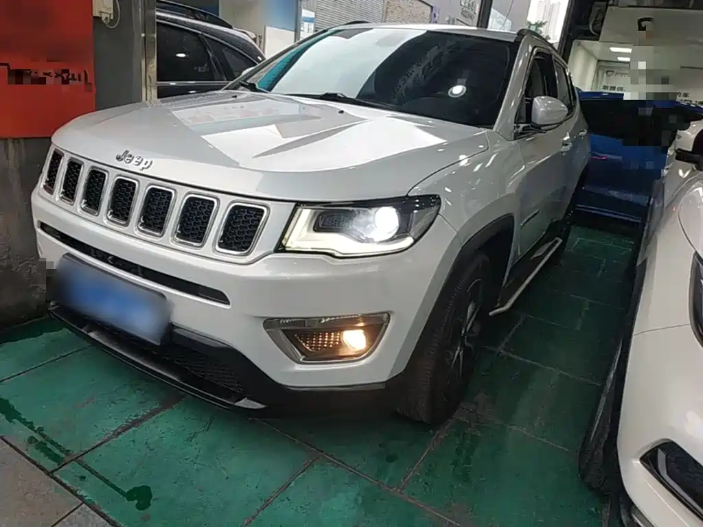 Jeep Compass — миниатюра 2