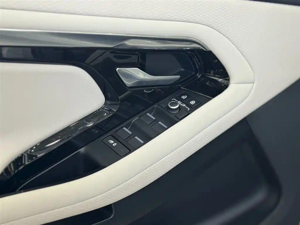 LAND ROVER RANGE ROVER AURORA