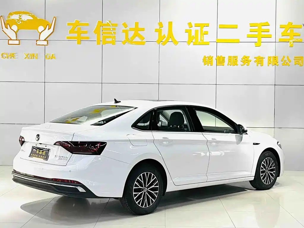 Volkswagen Sagitar — миниатюра 2