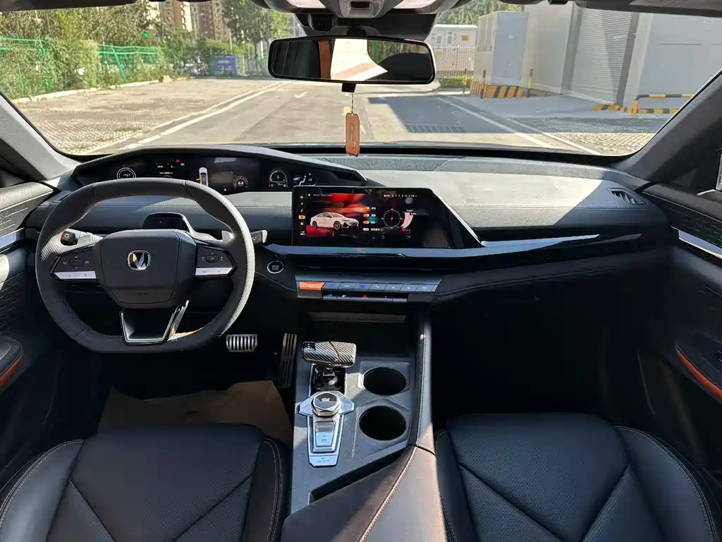 Changan UNI-V — миниатюра 8