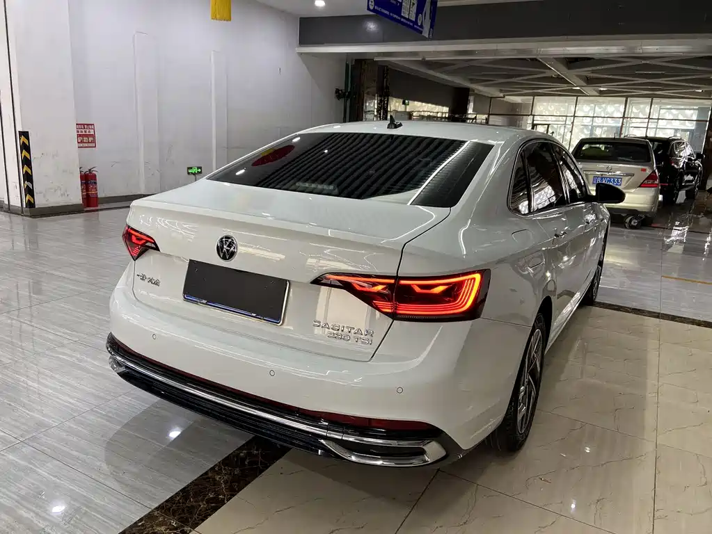 Volkswagen Sagitar 2023 280TSI DSG