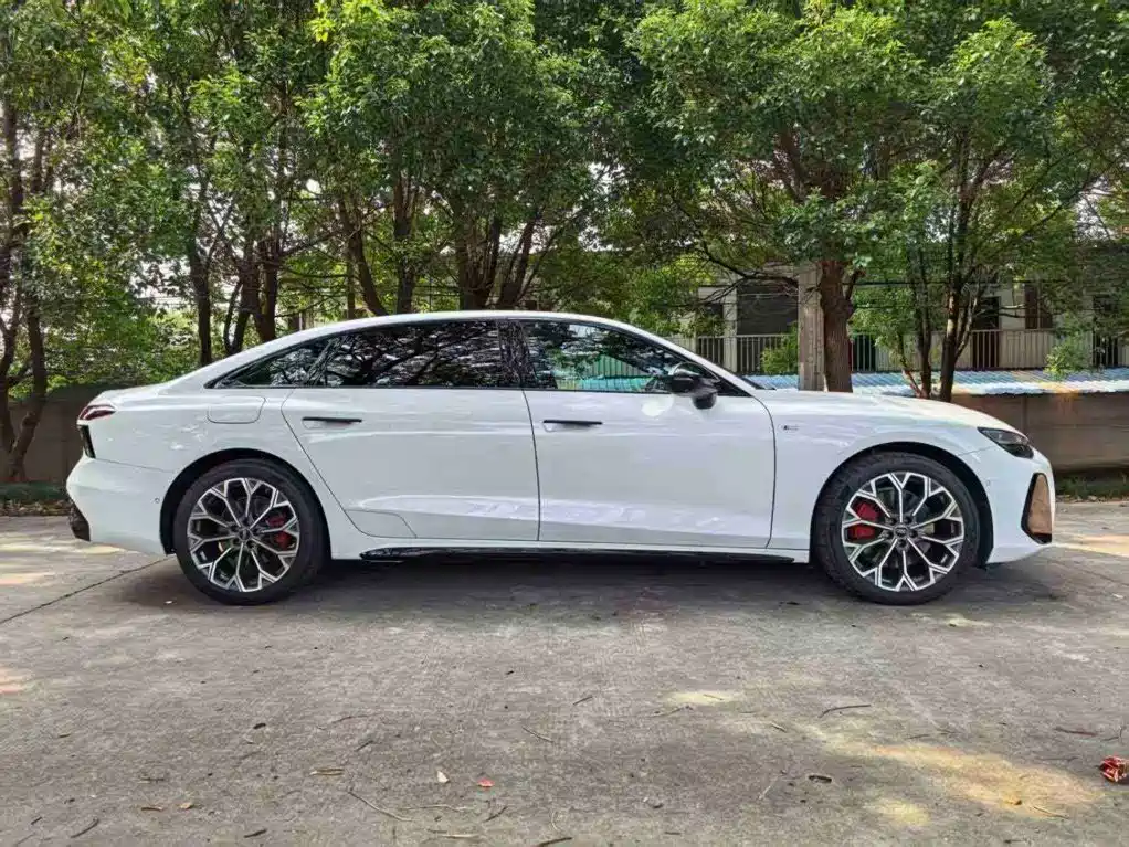 Audi A6L — миниатюра 3