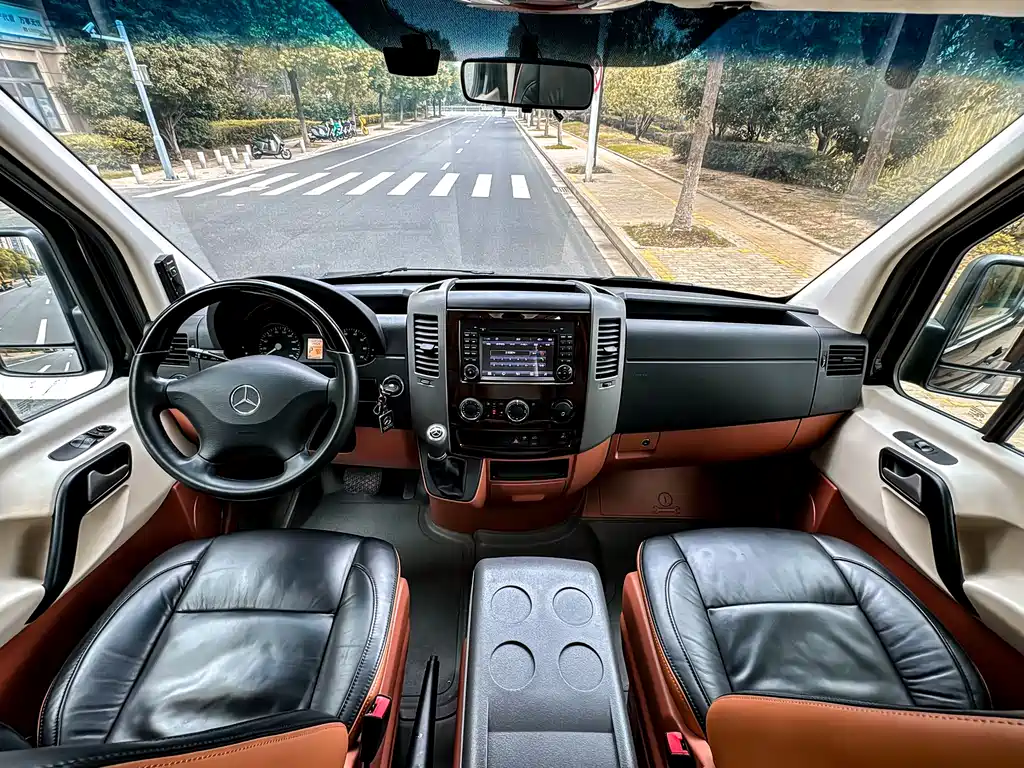 Mercedes-Benz Sprinter 2017 3.5L AT