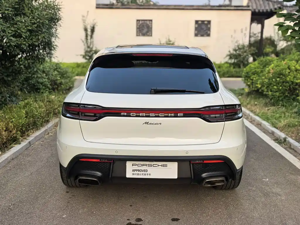 Porsche Macan — миниатюра 13