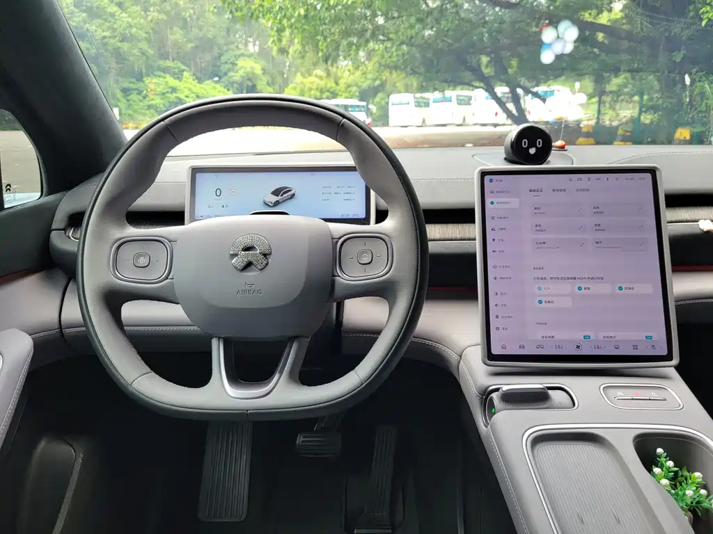 NIO EC6 — миниатюра 20