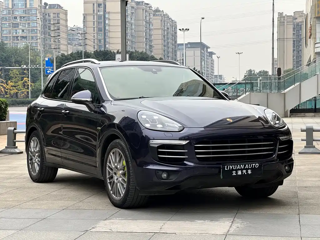 PORSCHE CAYENNE NEW ENERGY