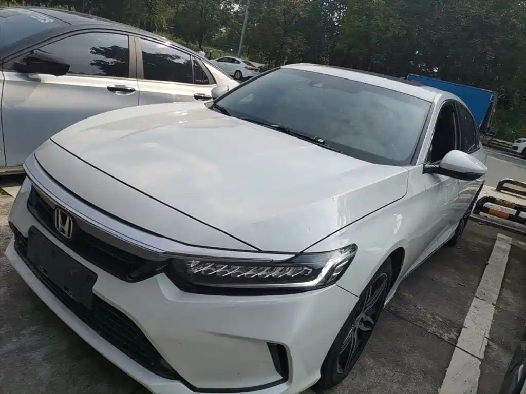 Купить Honda Inspire