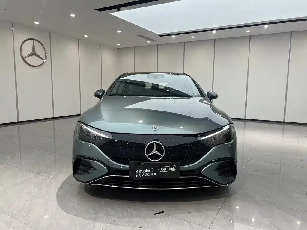 MERCEDES-BENZ EQE
