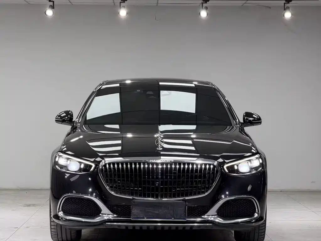 Mercedes-Benz S-Class 2024
