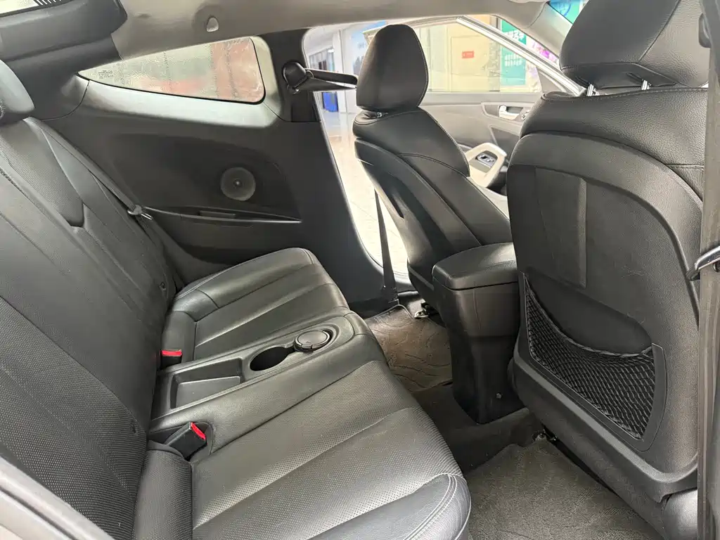 Hyundai Veloster 1.6T Auto Premium Edition, фото 8