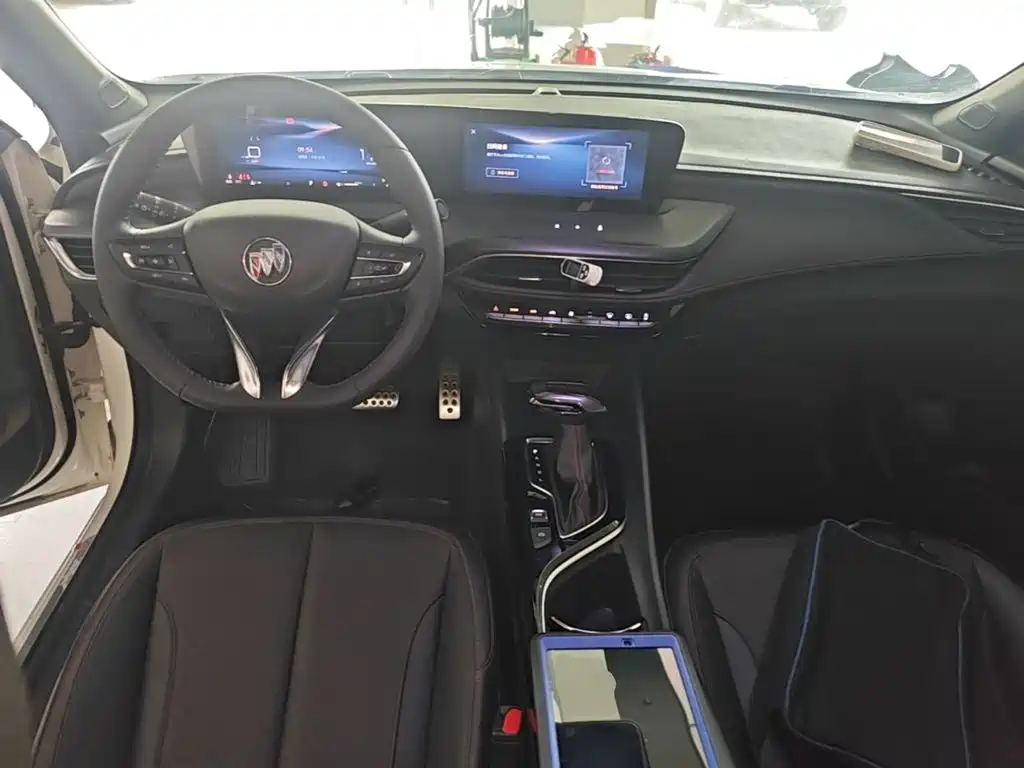 Buick Verano — миниатюра 10
