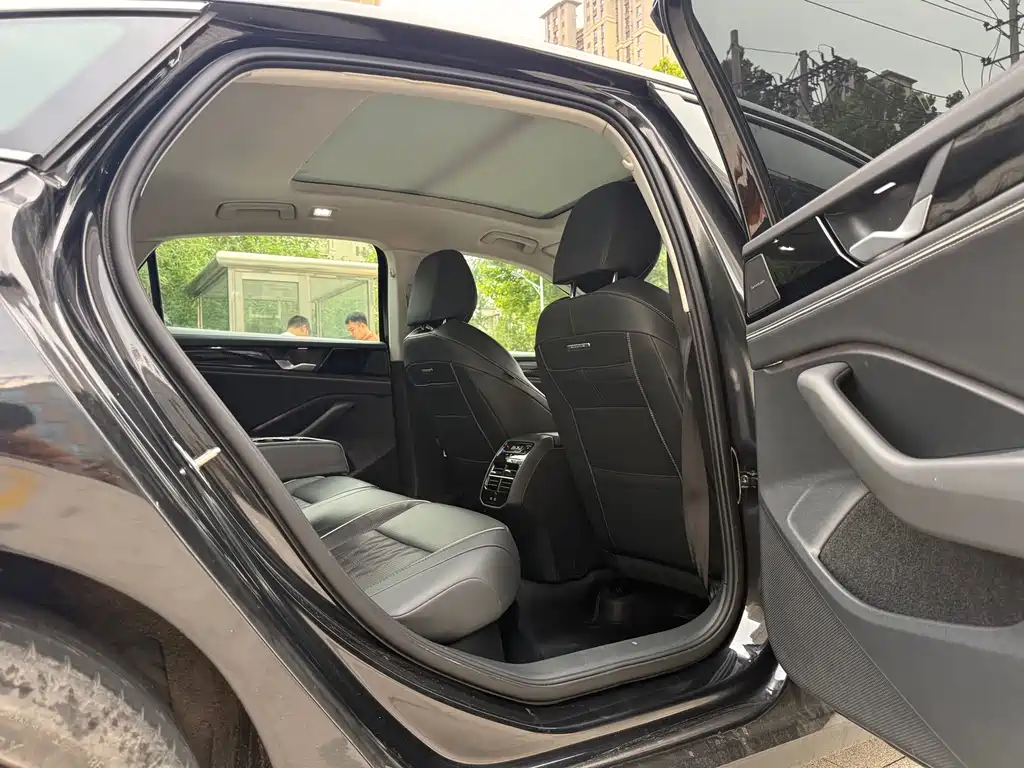Volkswagen Magotan — миниатюра 17