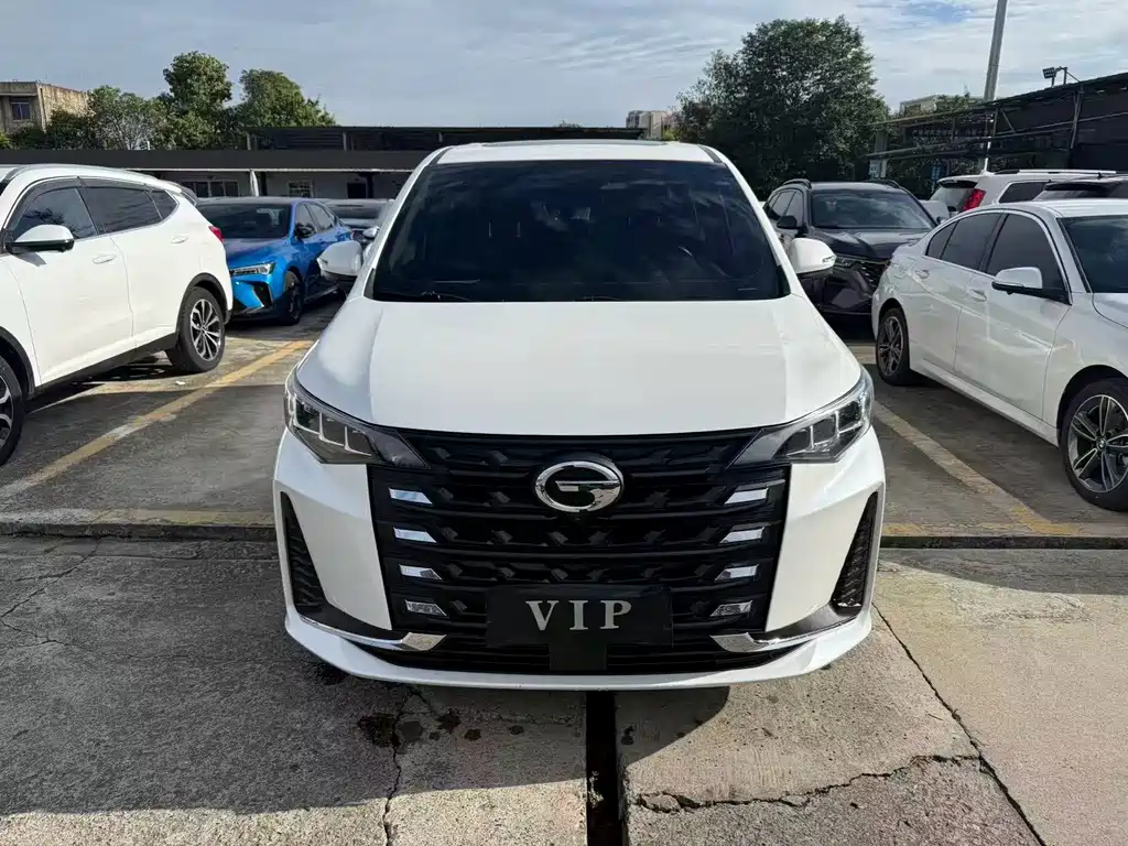 GAC Motor Trumpchi M6 — миниатюра 2