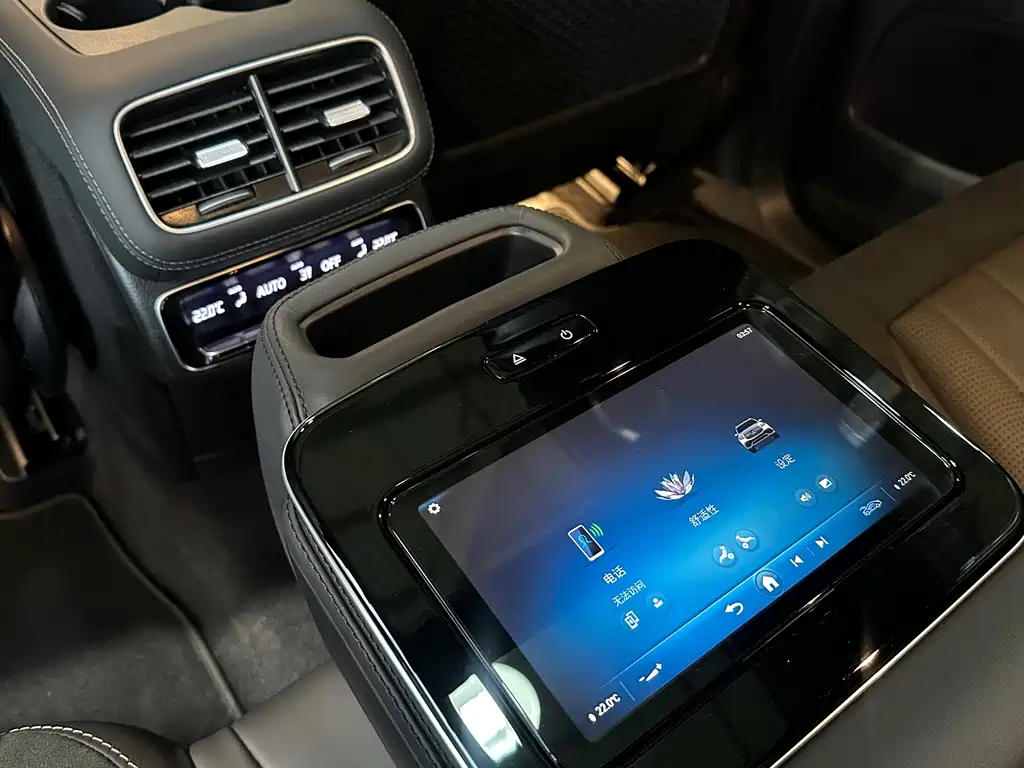 MERCEDES-BENZ GLS AMG