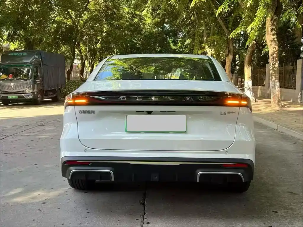 GEELY GALAXY GALAXY L6