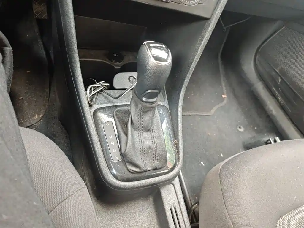 Skoda Rapid Spaceback — миниатюра 15
