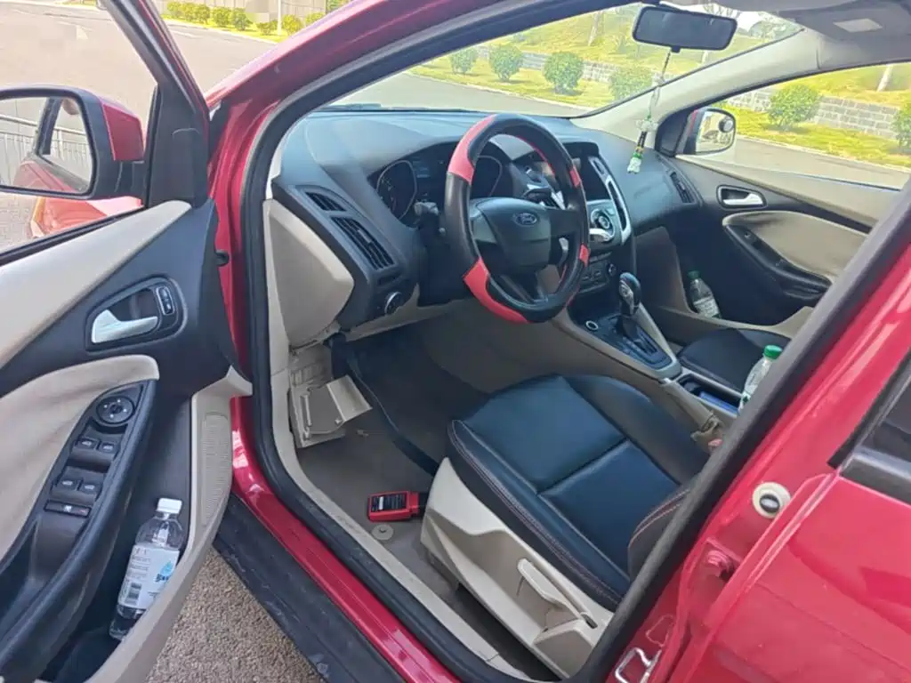 Ford Focus — миниатюра 16