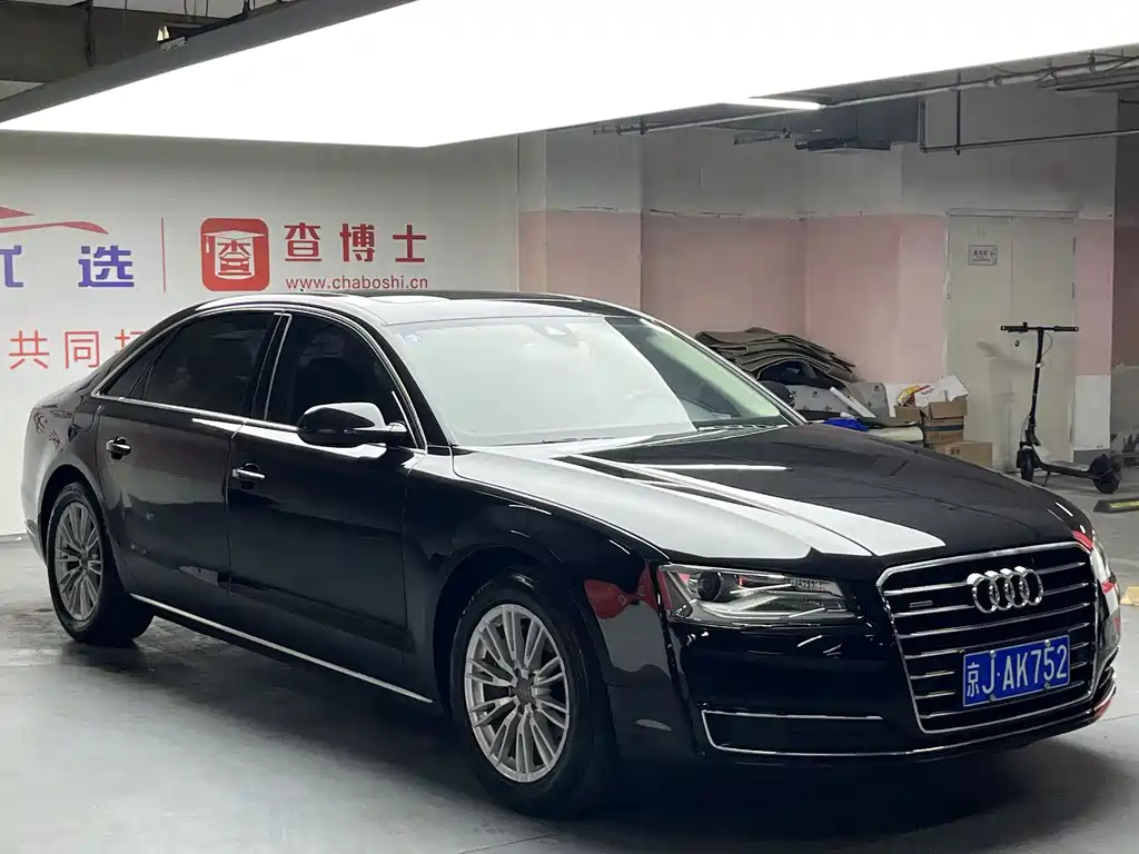 Audi A8 — миниатюра 3
