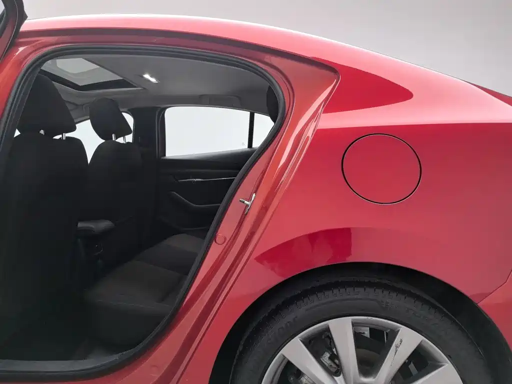 Mazda 3 Axela — миниатюра 15